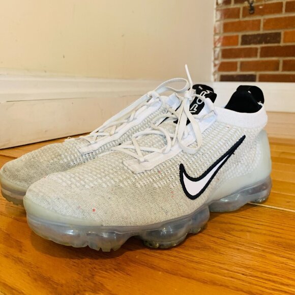 Nike Air Vapormax FK 2021 White and Black DH4084-100 Size 10.5 - Picture 9 of 15